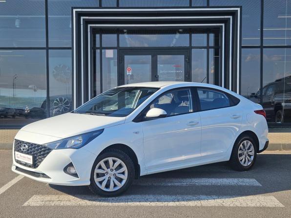 Hyundai Solaris II Рестайлинг с пробегом 2020 года, цена 1 170 000 рублей, 173400 км, седан, Автокод Объявления