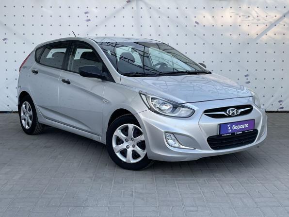 Hyundai Solaris I с пробегом 2013 года, цена 870 000 рублей, 128031 км, хэтчбек, Автокод Объявления