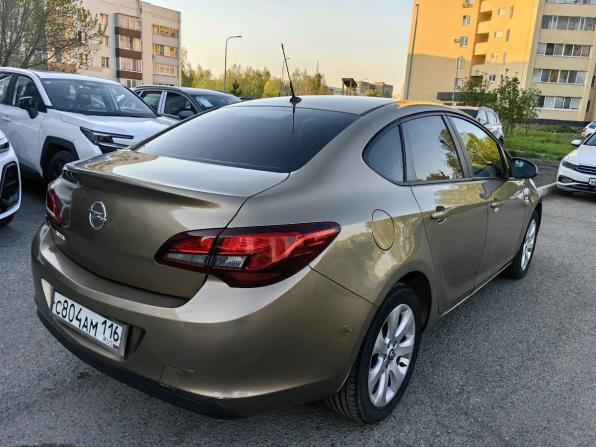 Opel Astra J Рестайлинг с пробегом 2013 года, цена 649 900 рублей, 234000 км, седан, Автокод Объявления