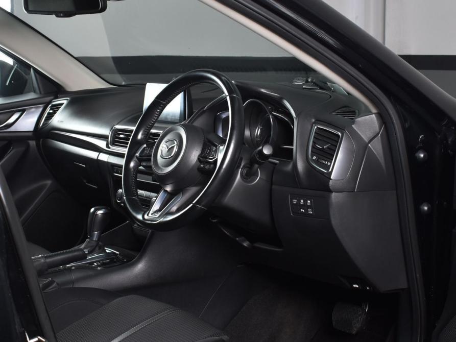 Mazda Axela III Рестайлинг Кемерово  - изображение 8