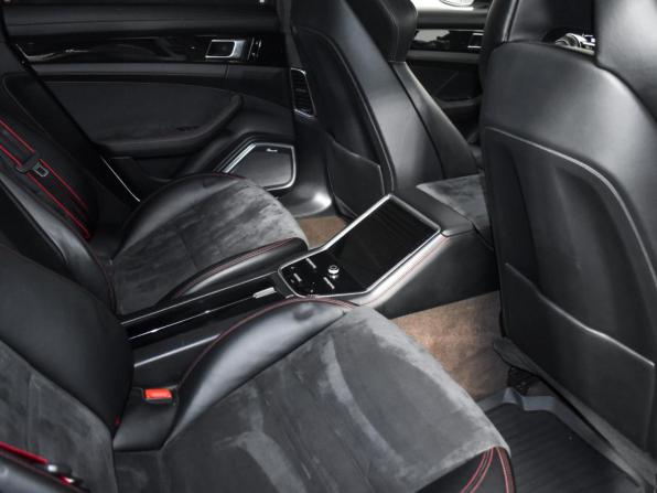 Porsche Panamera II с пробегом 2017 года, цена 4 900 000 рублей, 124898 км, лифтбек, Автокод Объявления