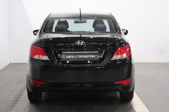 Hyundai Solaris I Рестайлинг с пробегом 2015 года, цена 877 000 рублей, 140000 км, седан, Автокод Объявления