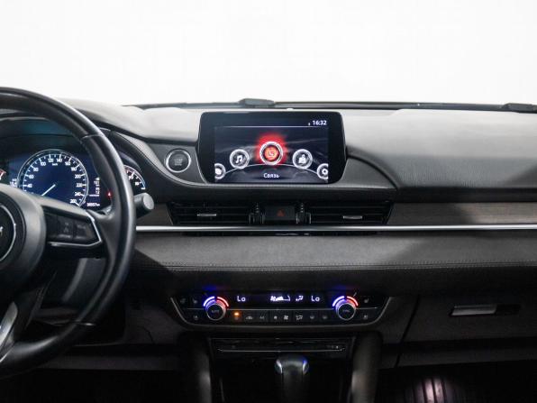 Mazda 6 III (GJ) Рестайлинг 2 с пробегом 2021 года, цена 3 028 500 рублей, 36557 км, седан, Автокод Объявления