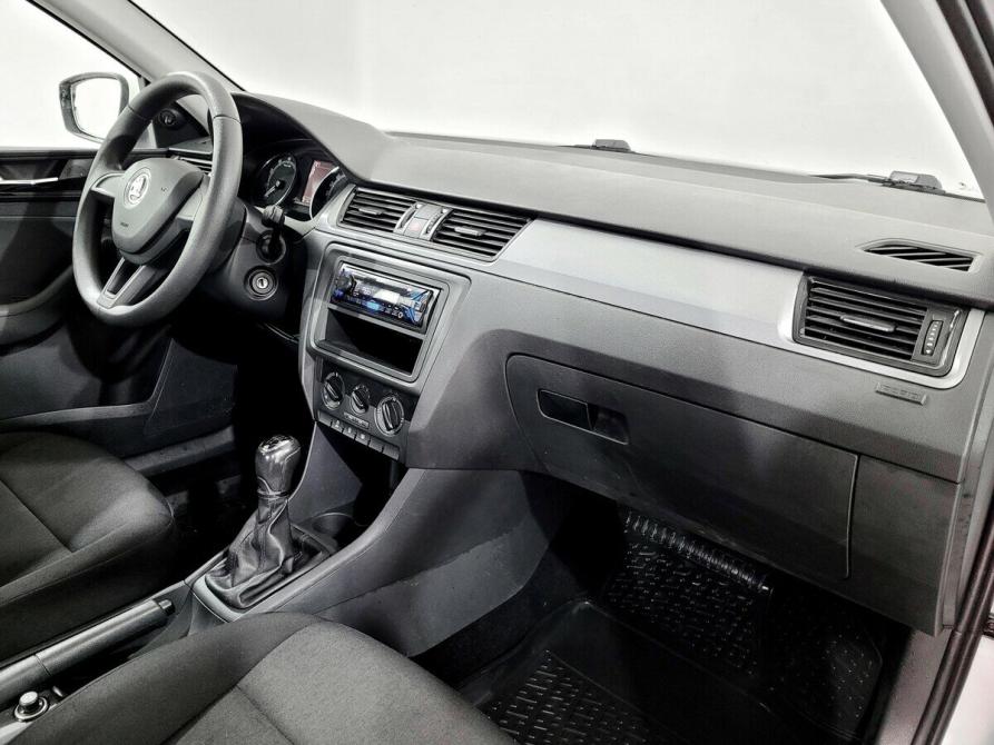 Skoda Rapid I Москва  - изображение 10