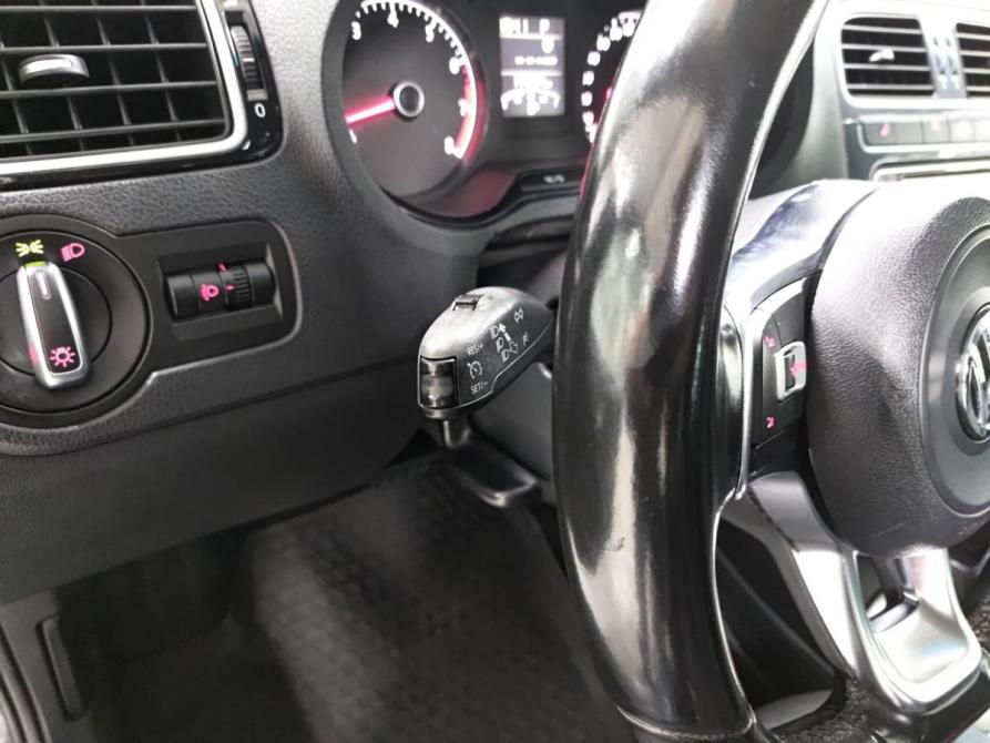 Volkswagen Polo V Рестайлинг Казань  - изображение 26