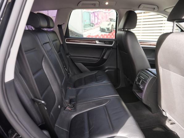 Volkswagen Touareg II с пробегом 2011 года, цена 1 698 000 рублей, 288141 км, внедорожник, Автокод Объявления