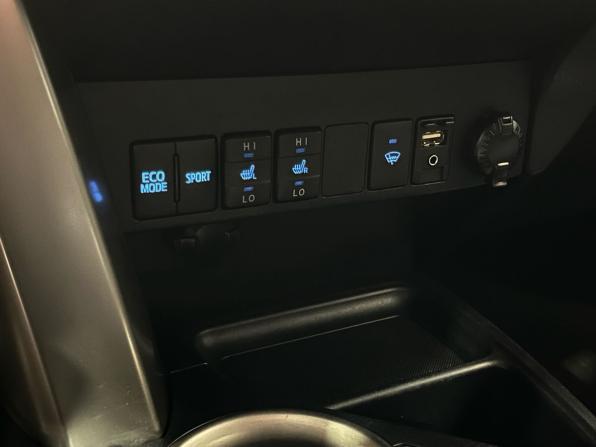 Toyota RAV4 IV (XA40) с пробегом 2014 года, цена 1 745 000 рублей, 235997 км, внедорожник, Автокод Объявления