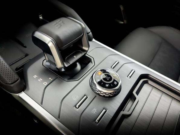 JETOUR T2 с пробегом 2024 года, цена 3 395 000 рублей, 27942 км, внедорожник, Автокод Объявления