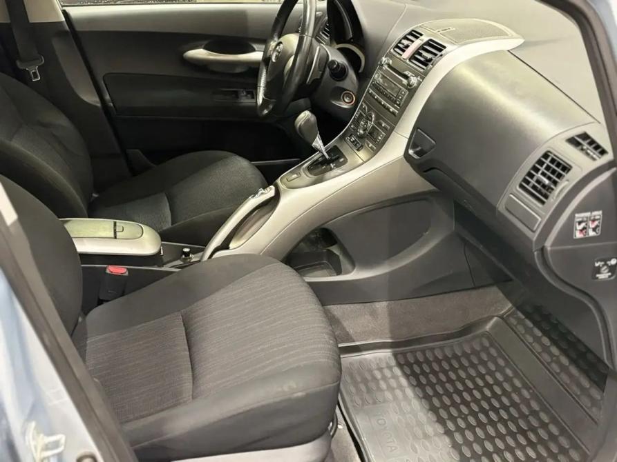 Toyota Auris I Саратов  - изображение 8