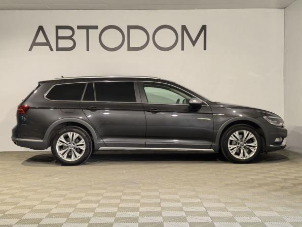 Volkswagen Passat B8 с пробегом 2018 года, цена 2 949 900 рублей, 113992 км, универсал, Автокод Объявления