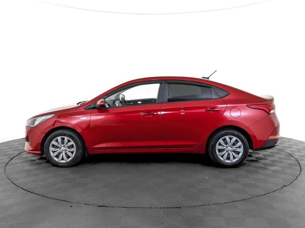 Hyundai Solaris II Рестайлинг с пробегом 2021 года, цена 1 600 000 рублей, 64845 км, седан, Автокод Объявления