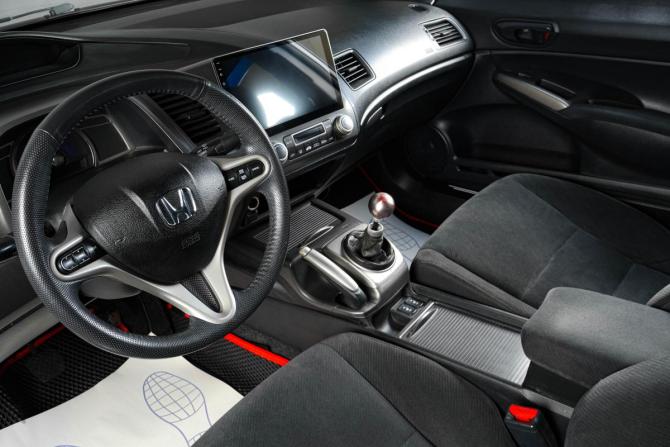 Honda Civic VIII Рестайлинг с пробегом 2010 года, цена 829 000 рублей, 258400 км, седан, Автокод Объявления
