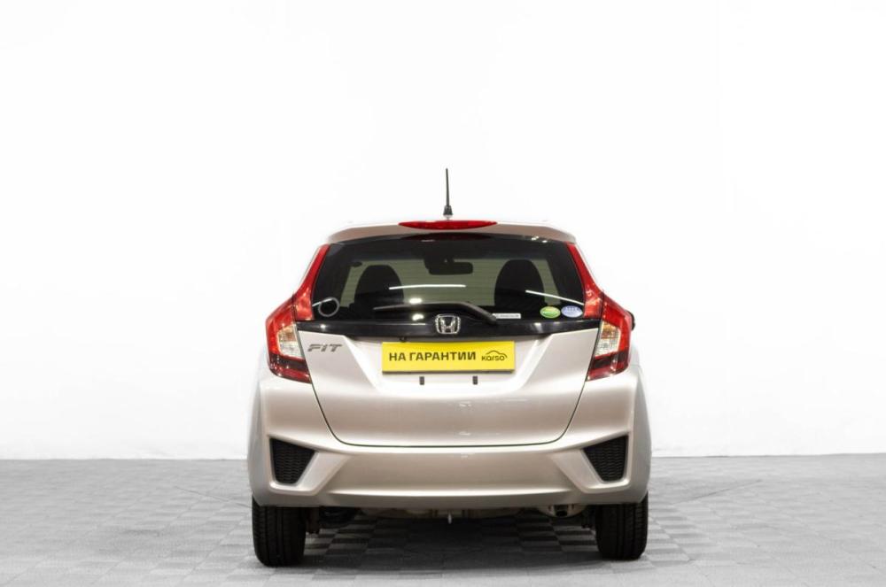 Honda Fit III Барнаул  - изображение 6