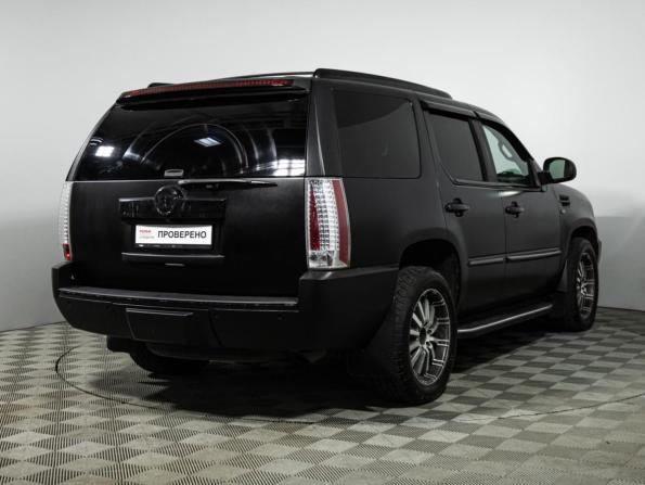 Cadillac Escalade III с пробегом 2010 года, цена 1 599 585 рублей, 262442 км, внедорожник, Автокод Объявления