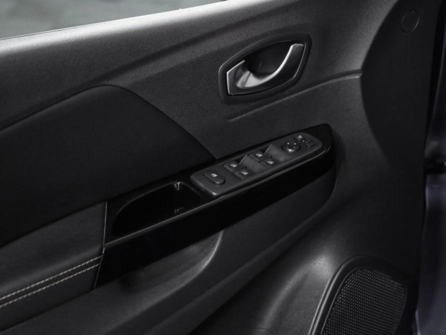 Renault Kaptur I Рестайлинг Санкт-Петербург  - изображение 22