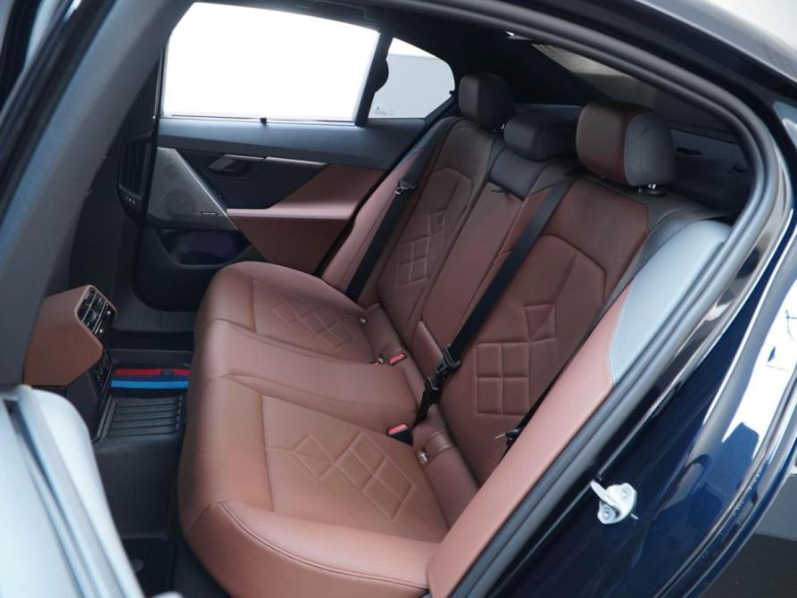 BMW 5 серии VIII (G60/G61/G68) Москва  - изображение 9