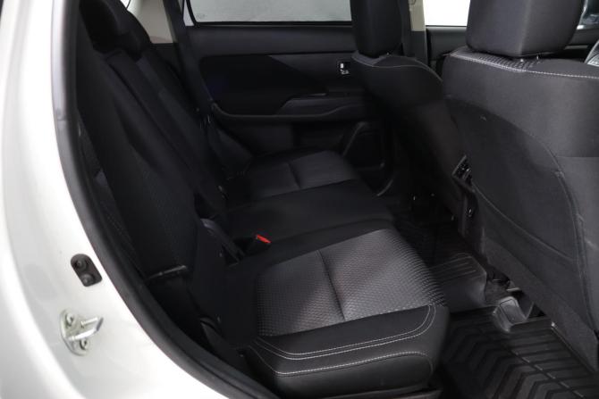 Mitsubishi Outlander III Рестайлинг 3 с пробегом 2018 года, цена 1 929 000 рублей, 109000 км, внедорожник, Автокод Объявления