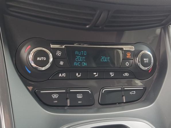 Ford Kuga II с пробегом 2015 года, цена 1 299 000 рублей, 183799 км, внедорожник, Автокод Объявления