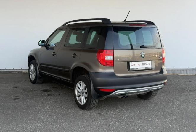 Skoda Yeti I с пробегом 2013 года, цена 749 000 рублей, 193848 км, внедорожник, Автокод Объявления