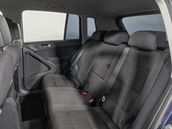 Volkswagen Tiguan I Рестайлинг с пробегом 2011 года, цена 1 059 000 рублей, 178458 км, внедорожник, Автокод Объявления