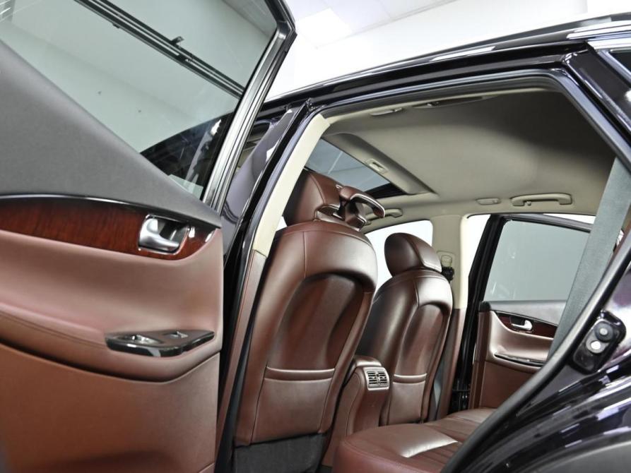 Infiniti QX50 I Москва  - изображение 16