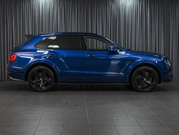 Bentley Bentayga I с пробегом 2018 года, цена 10 999 000 рублей, 80723 км, внедорожник, Автокод Объявления