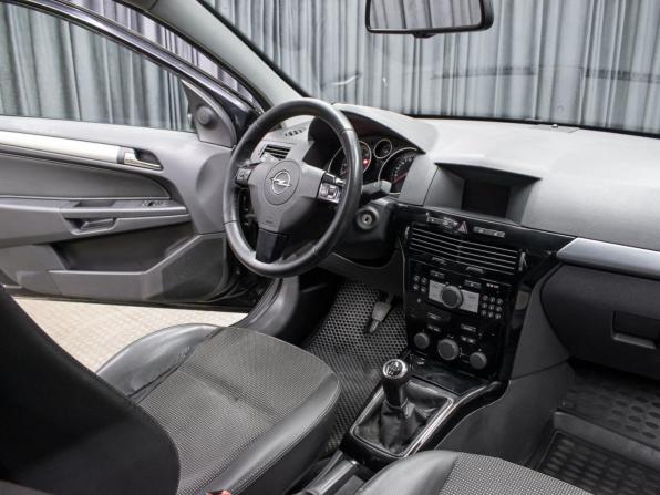 Opel Astra H Рестайлинг с пробегом 2010 года, цена 449 000 рублей, 426500 км, седан, Автокод Объявления