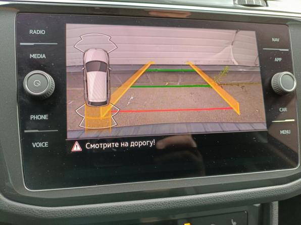 Volkswagen Tiguan II Рестайлинг с пробегом 2021 года, цена 3 529 000 рублей, 51356 км, внедорожник, Автокод Объявления