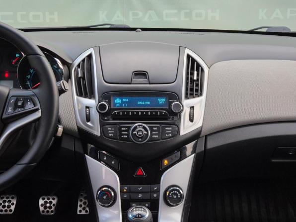 Chevrolet Cruze I Рестайлинг с пробегом 2014 года, цена 755 000 рублей, 182915 км, хэтчбек, Автокод Объявления