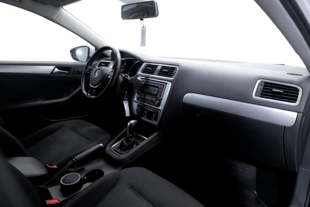 Volkswagen Jetta VI Рестайлинг Тюмень  - изображение 17