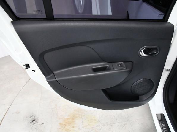 Renault Logan II Рестайлинг с пробегом 2020 года, цена 927 000 рублей, 108912 км, седан, Автокод Объявления