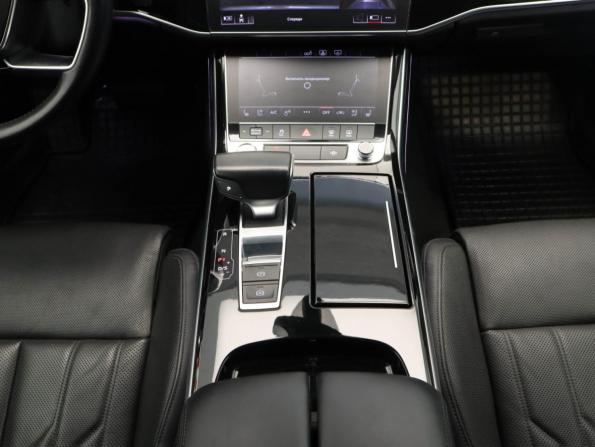 Audi A8 IV (D5) с пробегом 2019 года, цена 7 389 000 рублей, 28840 км, седан, Автокод Объявления