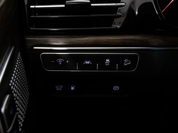 Kia Mohave I Рестайлинг 2 с пробегом 2019 года, цена 3 999 000 рублей, 157000 км, внедорожник, Автокод Объявления