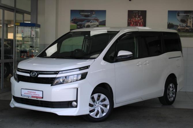 Toyota Voxy III (R80) с пробегом 2016 года, цена 2 085 000 рублей, 98976 км, минивэн, Автокод Объявления