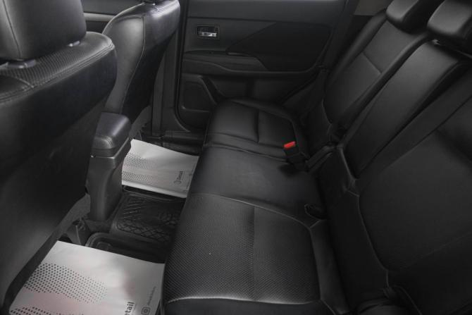 Mitsubishi Outlander III Рестайлинг 2 с пробегом 2018 года, цена 2 329 000 рублей, 115357 км, внедорожник, Автокод Объявления
