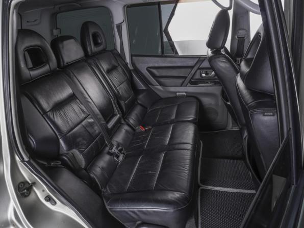 Mitsubishi Pajero III Рестайлинг с пробегом 2005 года, цена 1 279 000 рублей, 288840 км, внедорожник, Автокод Объявления
