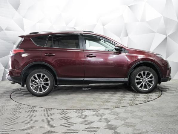 Toyota RAV4 IV (XA40) Рестайлинг с пробегом 2018 года, цена 2 696 000 рублей, 101000 км, внедорожник, Автокод Объявления