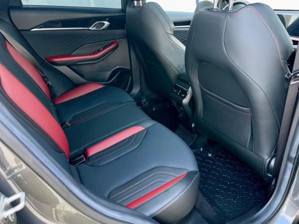 Geely Coolray I Рестайлинг с пробегом 2023 года, цена 2 219 000 рублей, 8860 км, внедорожник, Автокод Объявления
