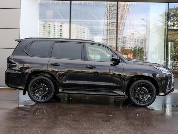 Lexus LX III Рестайлинг 2 с пробегом 2017 года, цена 7 998 000 рублей, 65403 км, внедорожник, Автокод Объявления
