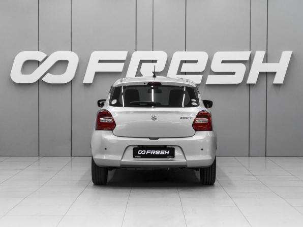 Suzuki Swift V с пробегом 2019 года, цена 1 159 000 рублей, 101111 км, хэтчбек, Автокод Объявления