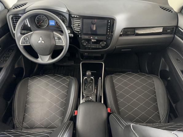 Mitsubishi Outlander III Рестайлинг 3 с пробегом 2022 года, цена 2 270 000 рублей, 76900 км, внедорожник, Автокод Объявления