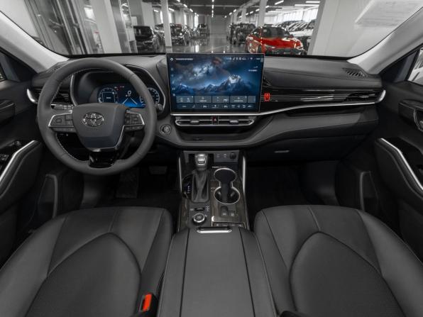 Toyota Highlander IV (XU70) с пробегом 2026 года, цена 5 240 000 рублей, 13 км, внедорожник, Автокод Объявления