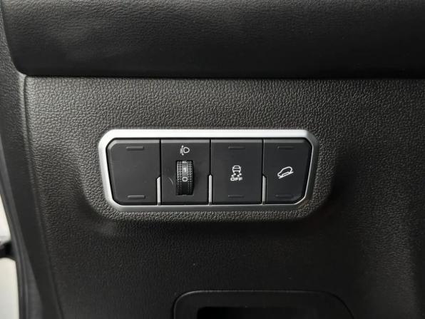 Haval M6 II с пробегом 2024 года, цена 1 925 000 рублей, 57287 км, внедорожник, Автокод Объявления