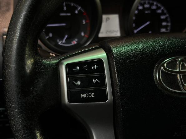 Toyota Land Cruiser Prado 150 Series Рестайлинг 1 с пробегом 2014 года, цена 2 930 000 рублей, 245081 км, внедорожник, Автокод Объявления