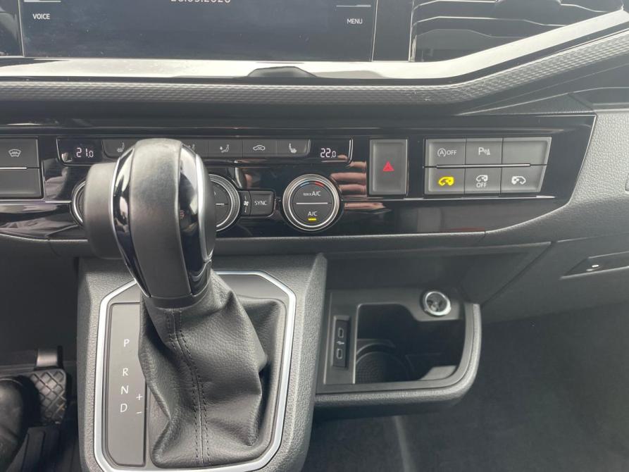 Volkswagen Multivan T6 Рестайлинг Санкт-Петербург  - изображение 14