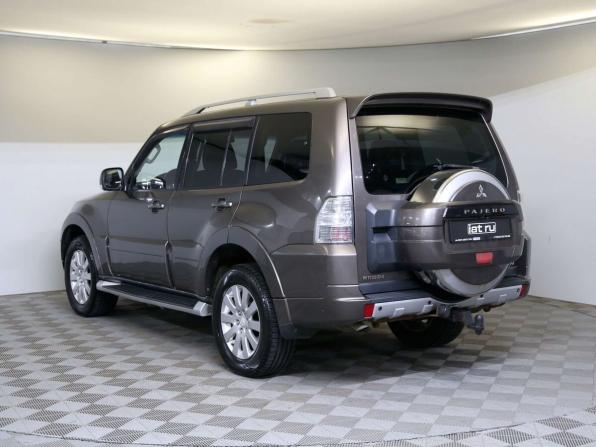 Mitsubishi Pajero IV с пробегом 2011 года, цена 1 350 000 рублей, 269845 км, внедорожник, Автокод Объявления