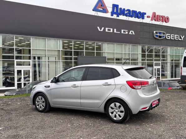 Kia Rio III Рестайлинг с пробегом 2016 года, цена 931 000 рублей, 92493 км, хэтчбек, Автокод Объявления