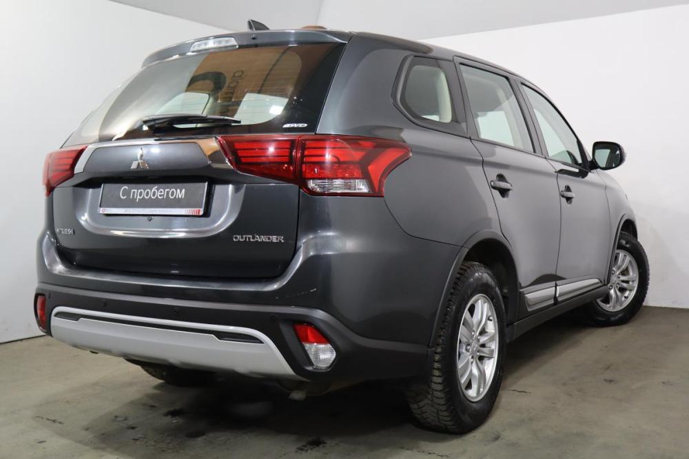 Mitsubishi Outlander III Рестайлинг 3 Санкт-Петербург  - изображение 6