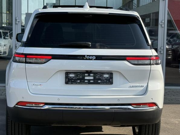 Jeep Grand Cherokee IV (WK2) Рестайлинг с пробегом 2022 года, цена 7 499 000 рублей, 25000 км, внедорожник, Автокод Объявления