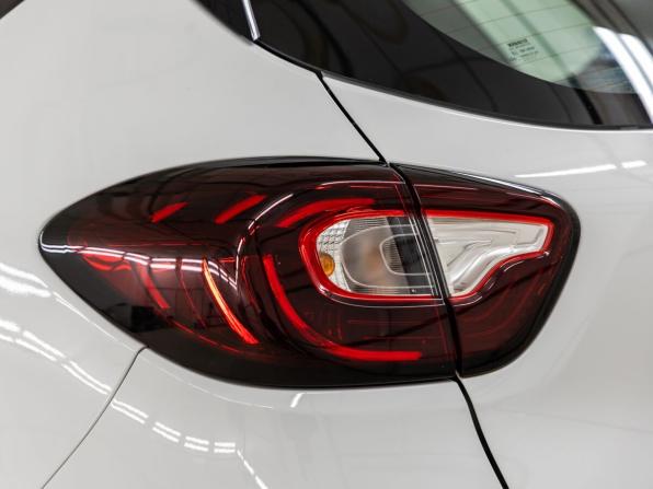 Renault Kaptur I Рестайлинг с пробегом 2021 года, цена 1 298 000 рублей, 47169 км, внедорожник, Автокод Объявления